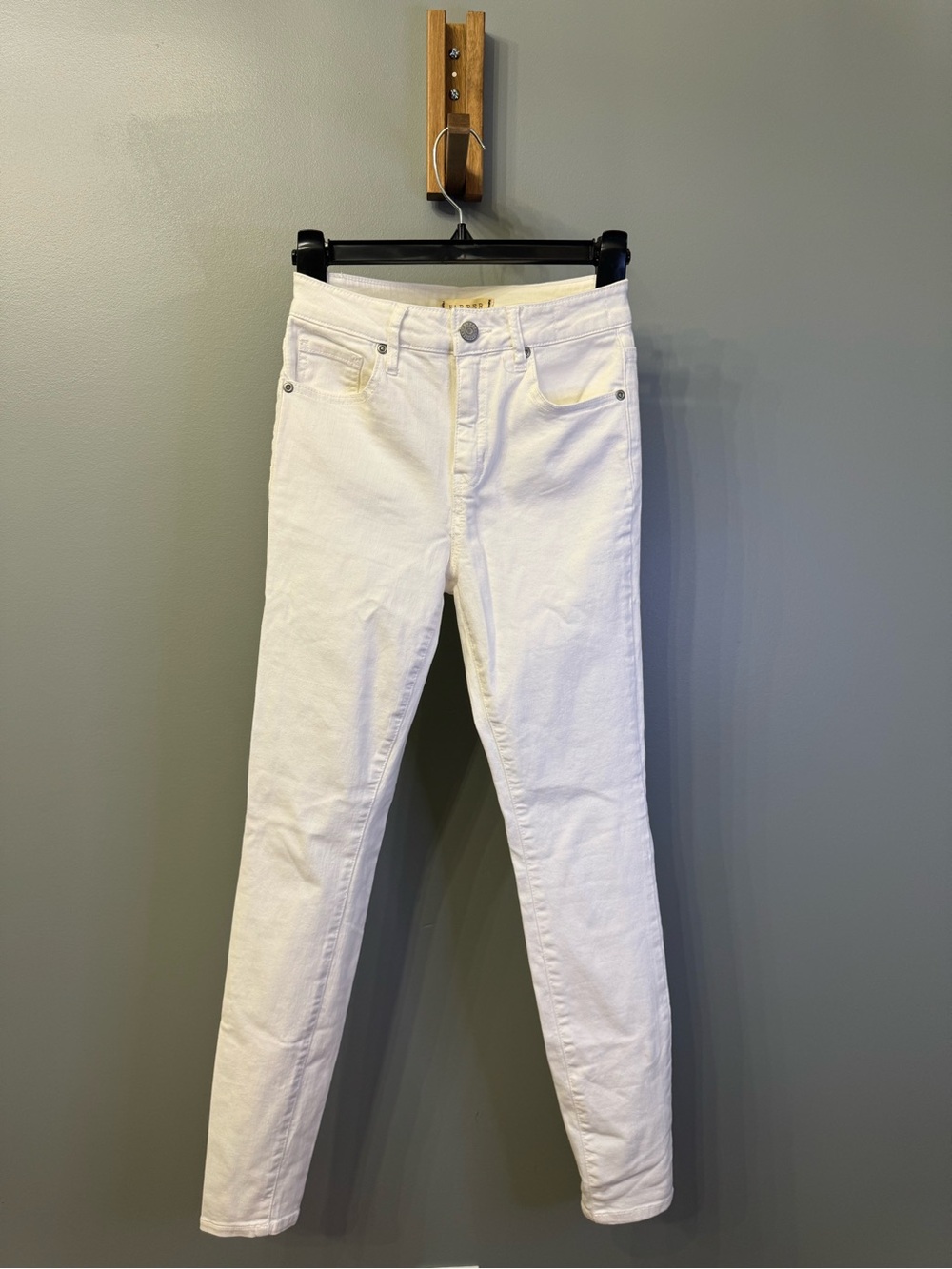 Women's White High-Rise Skinny Jeans